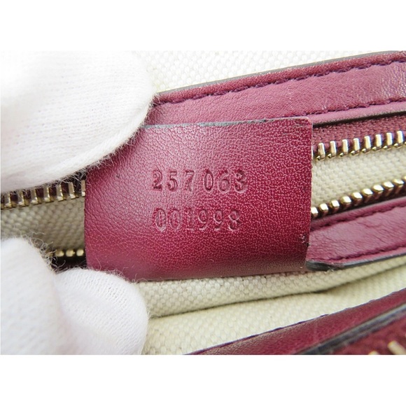 Gucci Mayfair Shoulder Bag - Picture 14 of 15